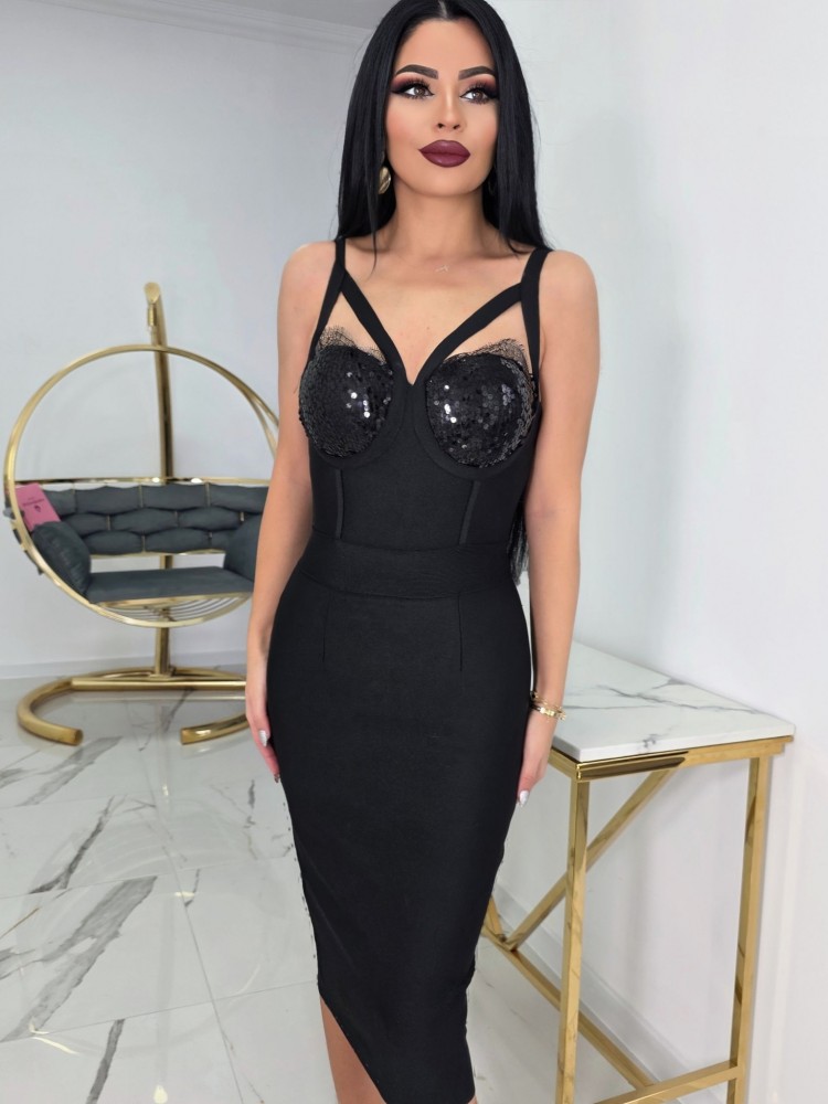 Бандажана рокля Black