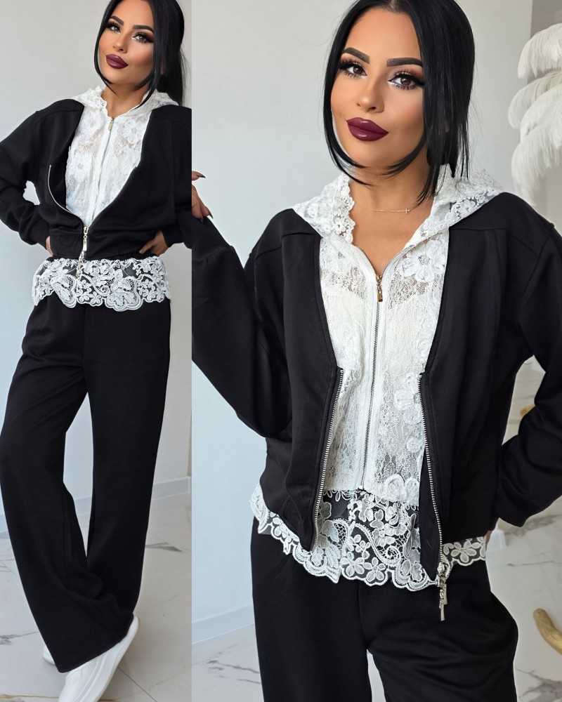 Черен екип с красива дантела Черен екип с красива дантела