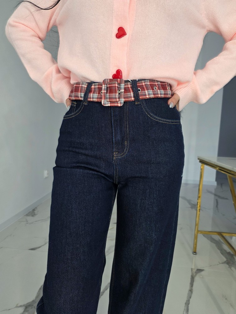 Дънки с кариран подгъв