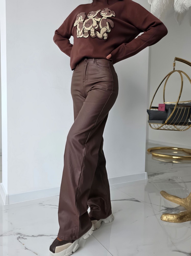 Дънки в цвят шоколад