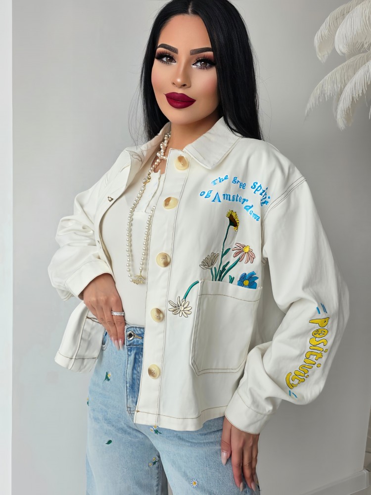 Дънково яке с бродирани цветя