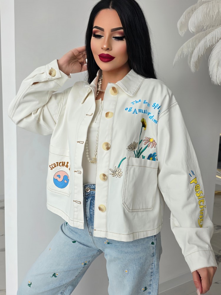 Дънково яке с бродирани цветя