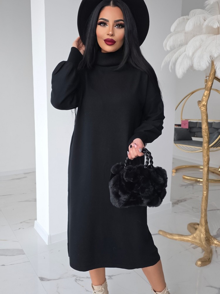 Ефирна рокля от плътен мохер с чанта