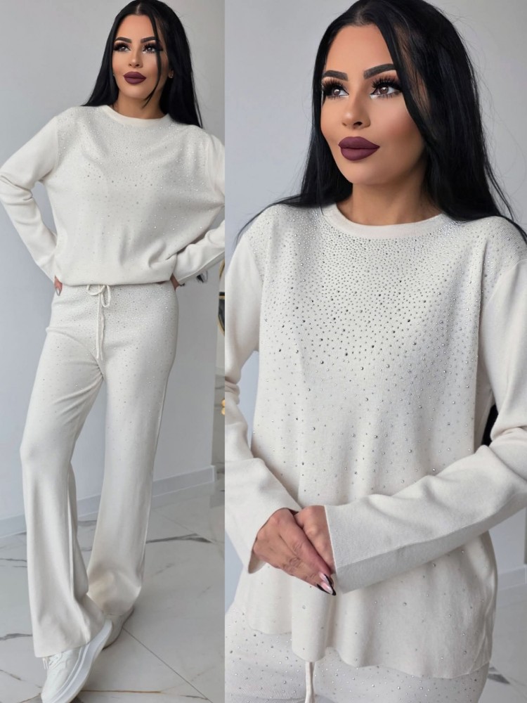 Екип Cashmere в екрю Екип Cashmere в екрю