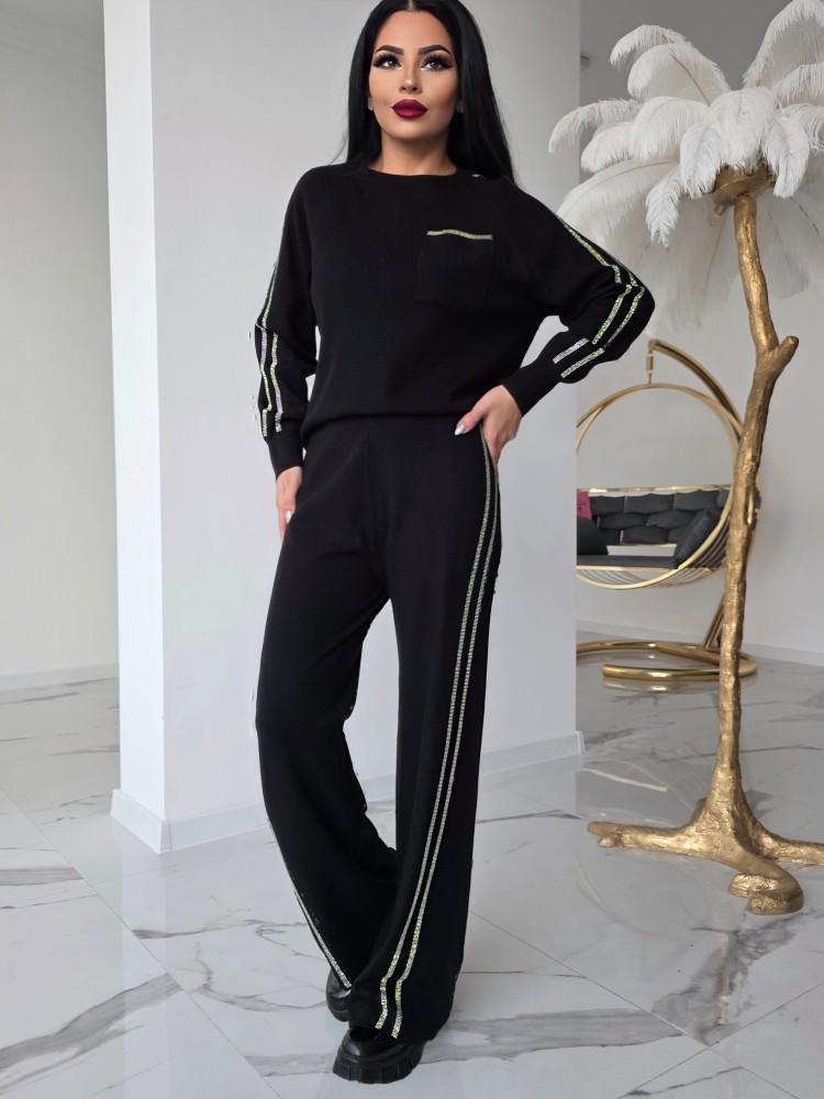 Екип Exclusive в черно