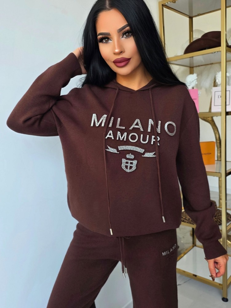 Екип Milano Amour
