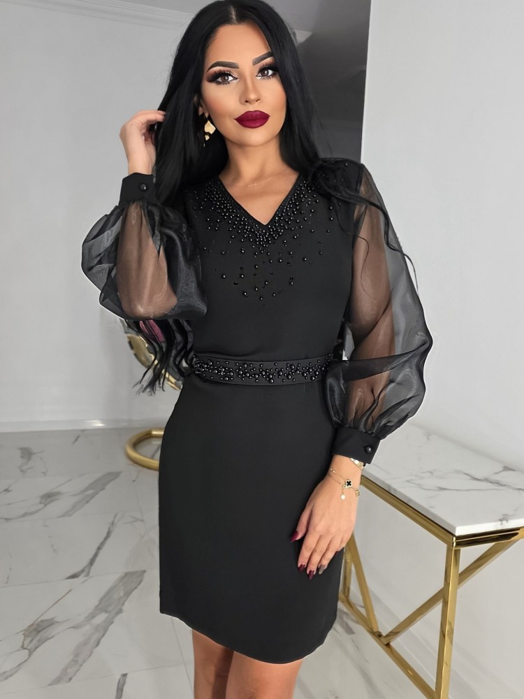 Изящна рокля с коланче