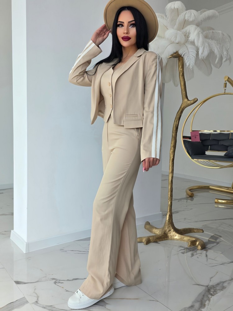 Костюм Beige Elegance Suit