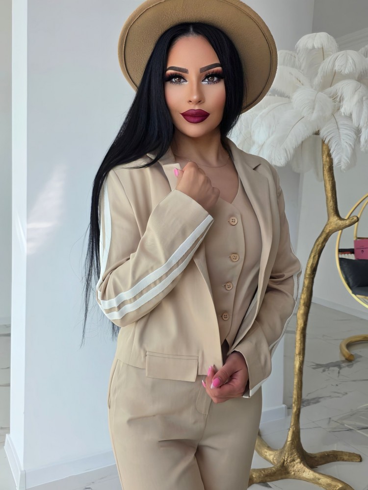 Костюм Beige Elegance Suit