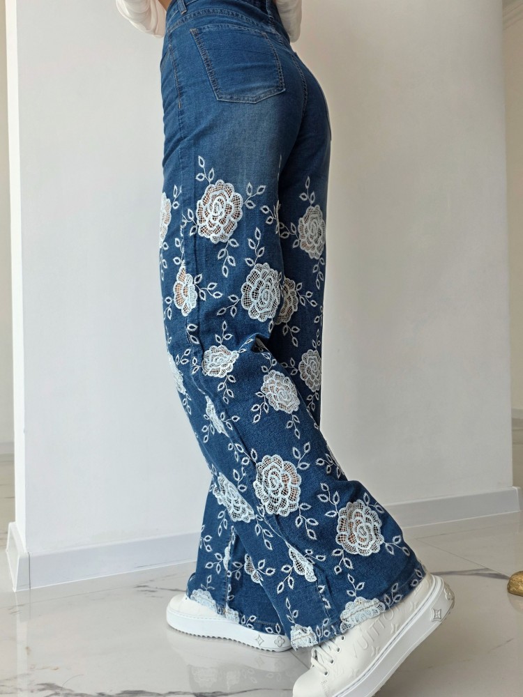 Лимитирани дънки Denim Bloom