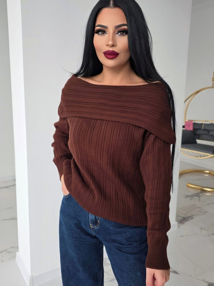 Пуловер с паднали рамене