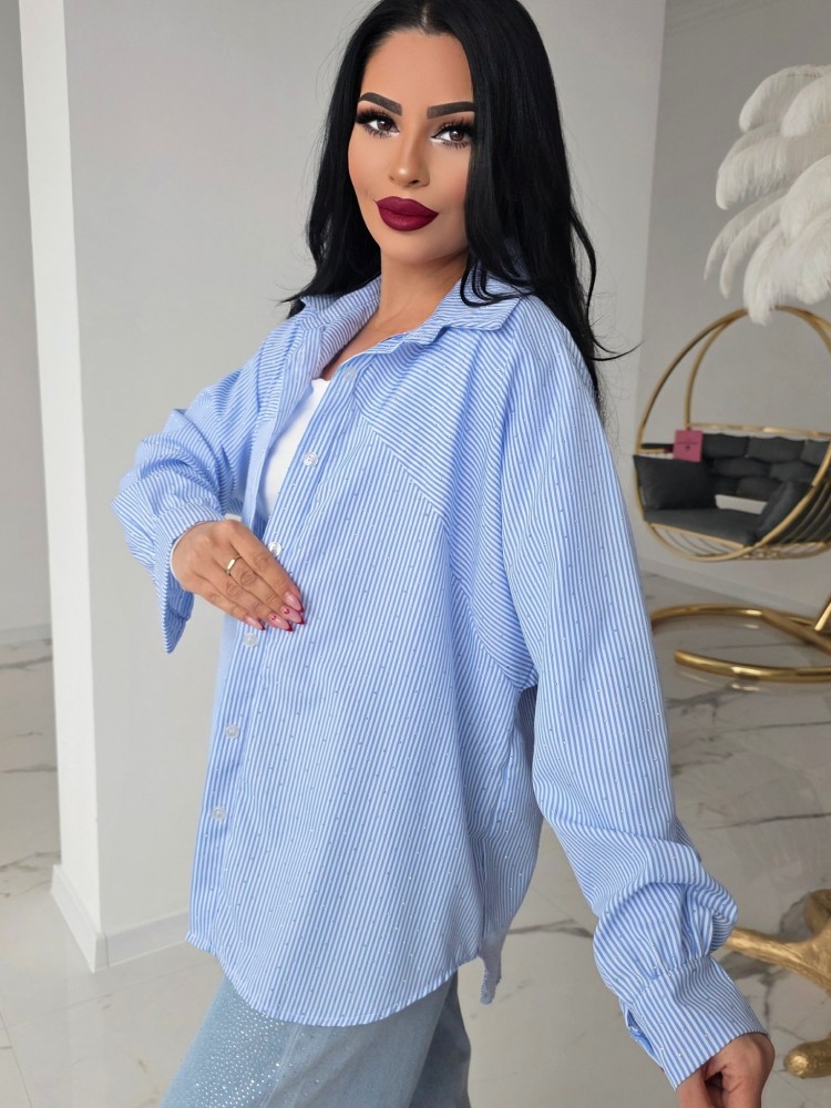 Риза с блестящи камъчета