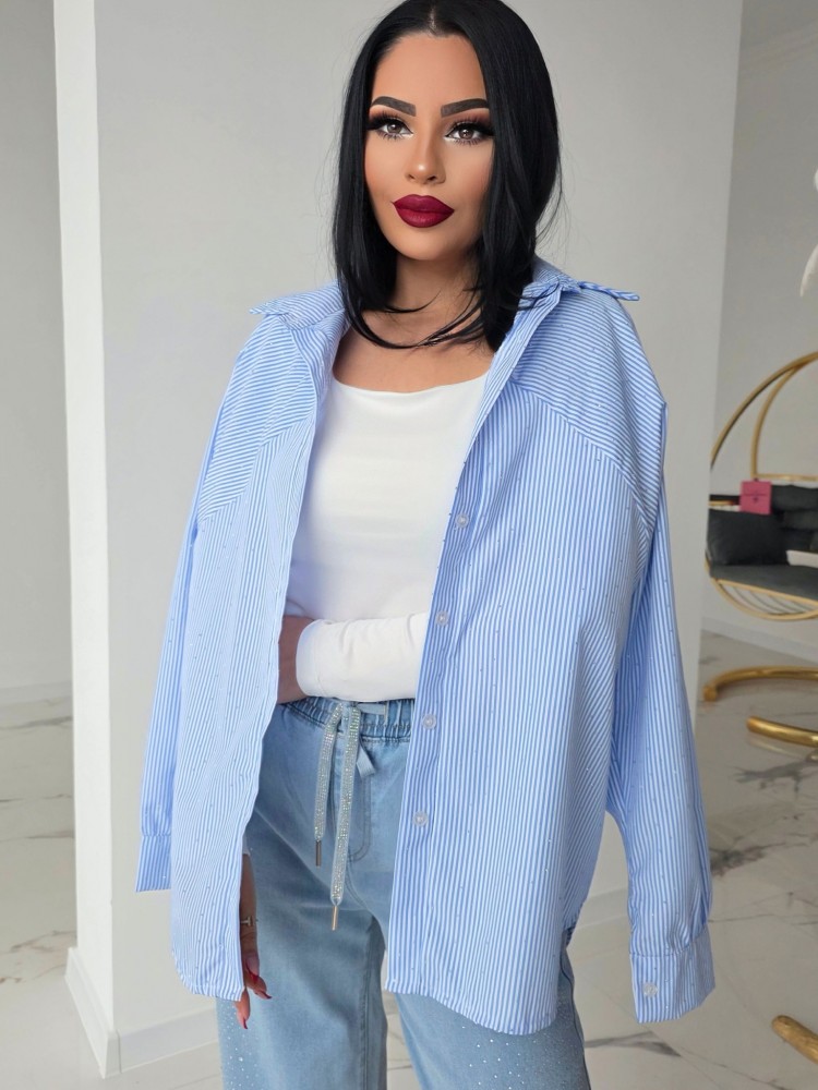 Риза с блестящи камъчета Риза с блестящи камъчета