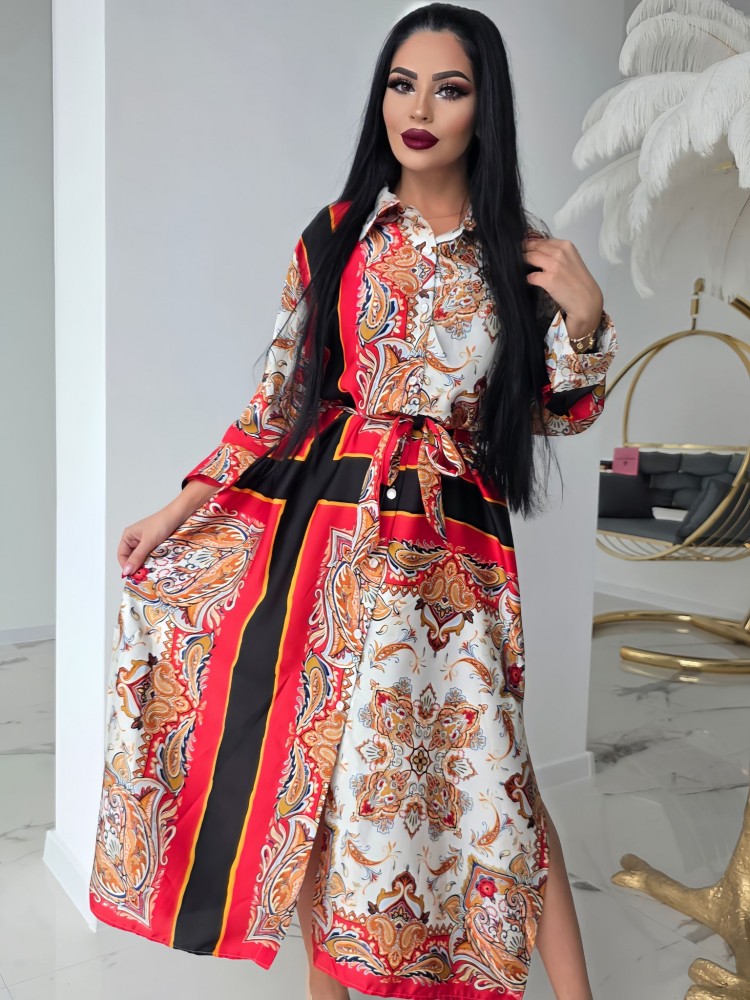 Рокля в красив десен Рокля в красив десен