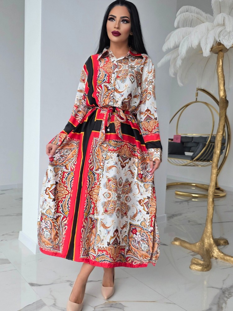 Рокля в красив десен Рокля в красив десен