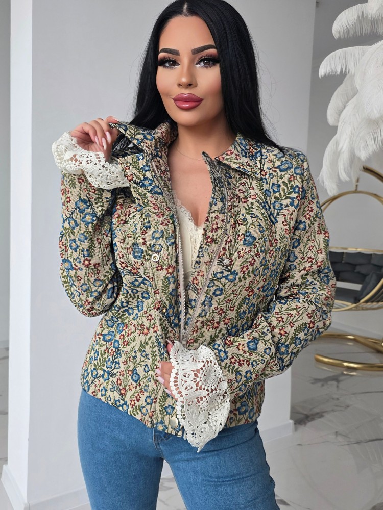 Яке с бродиран ефект Bella Bloom