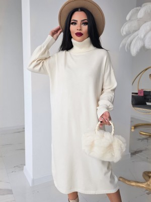 Ефирна рокля от плътен мохер с чанта