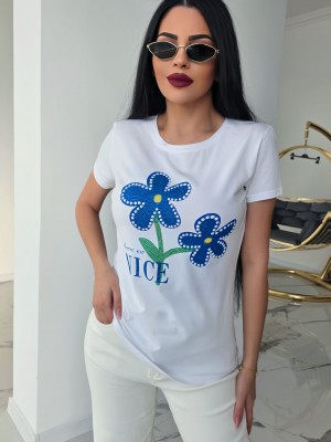 Красива тениска  Nice