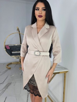 Луксозна рокля в цвят шампанско