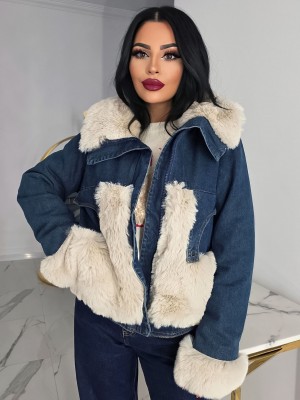 Палто с пух в комбинация с деним