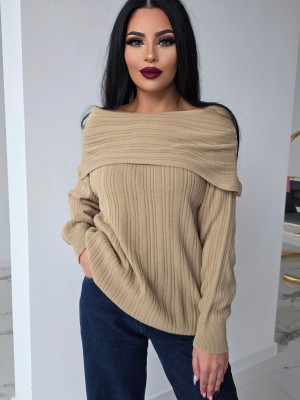 Пуловер с паднали рамене