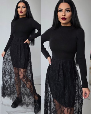 Рокля Black с дантела