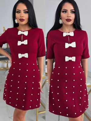 Рокля с перли и нежни панделки