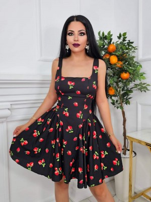 Рокля Strawberry