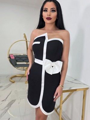 Рокля в черно и бяло