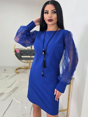 Рокля в кралскосин цвят