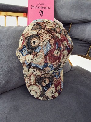 Шапка с козирка