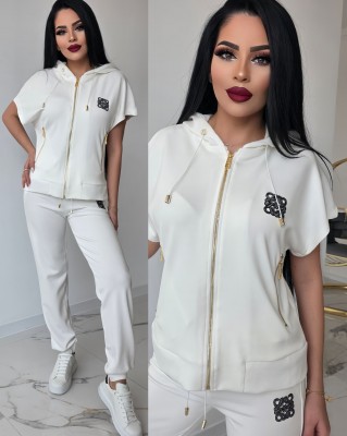 Уникален екип White Chic Set