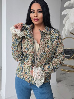 Яке с бродиран ефект Bella Bloom